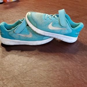 Toddler Girls Nike Tennis Shoes
